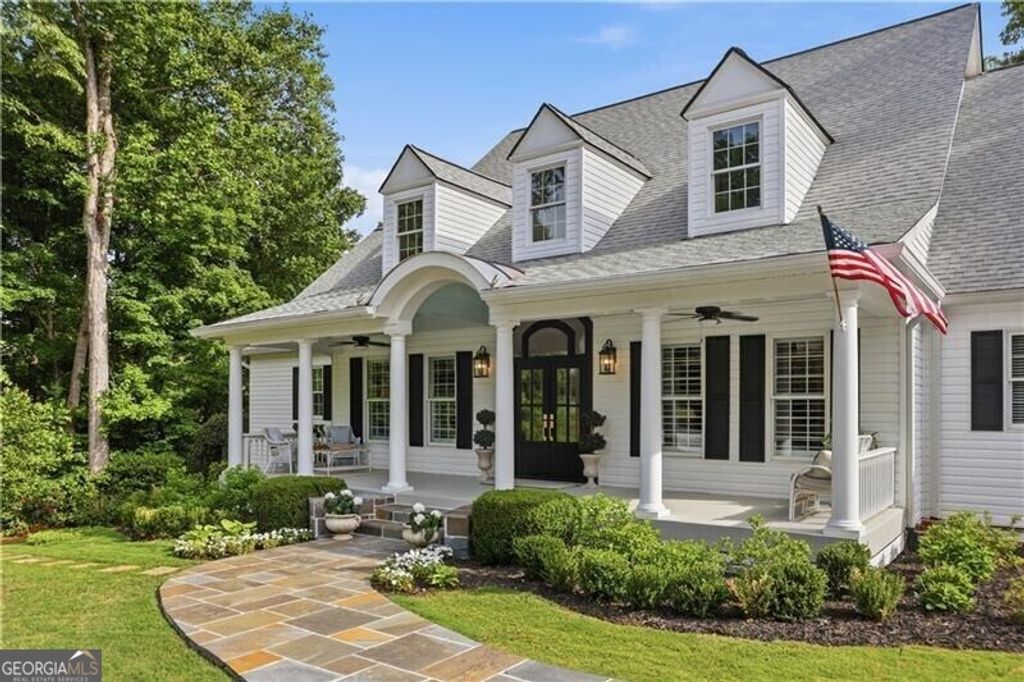 Photo of 4680 Gilhams Rd, Roswell, GA 30075 (MLS # 10791912)