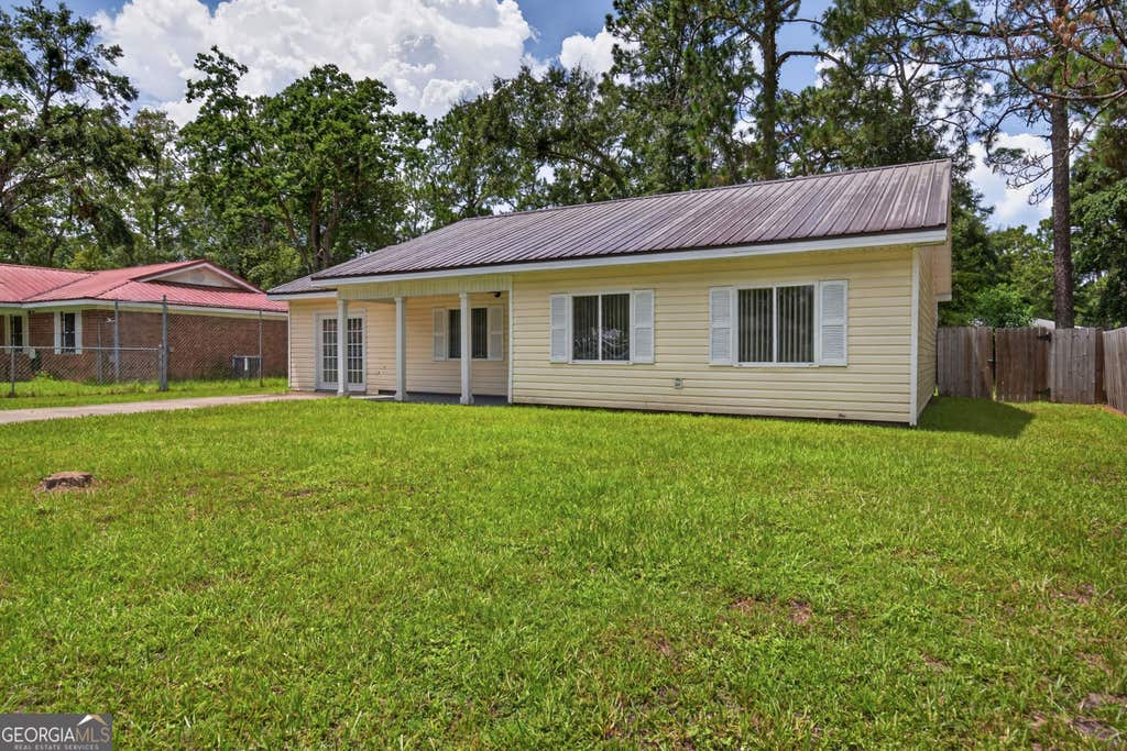 Photo of 239 Pointe South Drive, Hinesville, GA 31313 (MLS # 10832064)