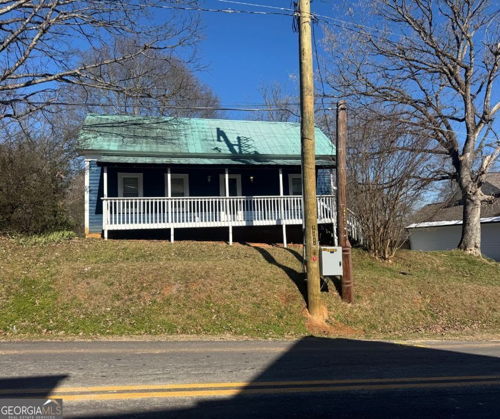 Photo of 5608 Pine Street, Flowery Branch, GA 30542 (MLS # 10683893)