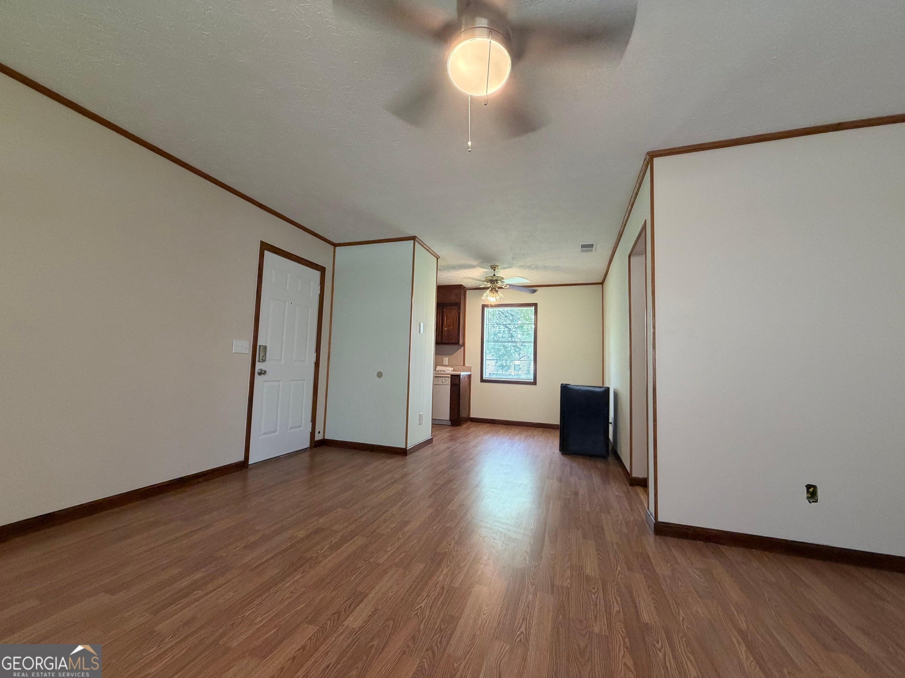 5 Lakeside DR