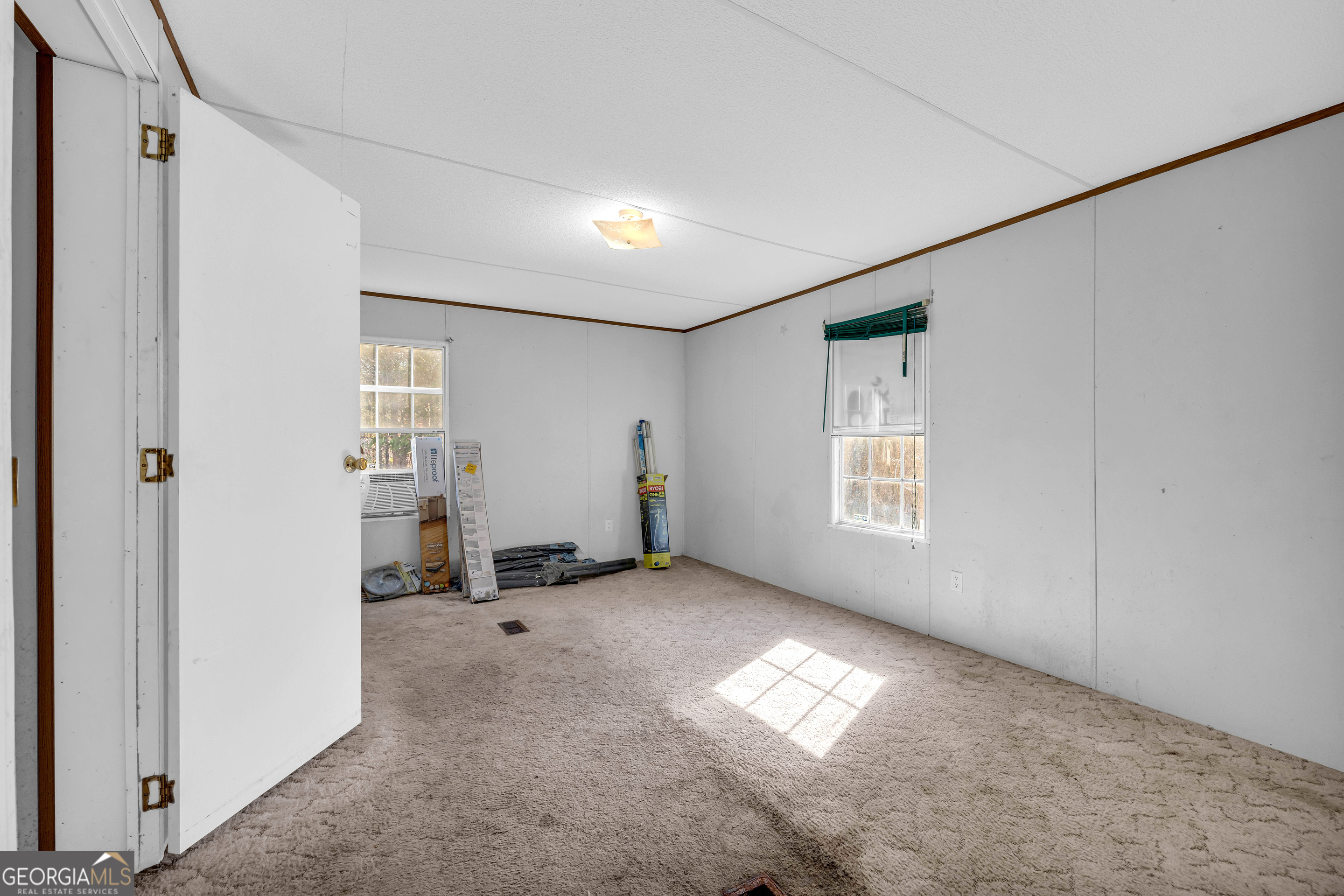 Lavonia, Georgia 30553, United States, 3 Bedrooms Bedrooms, ,2 BathroomsBathrooms,Residential,Active,41544