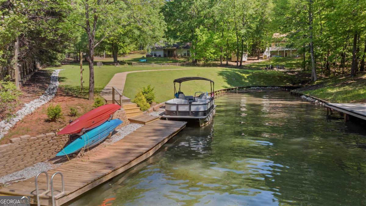381 East Riverbend DR