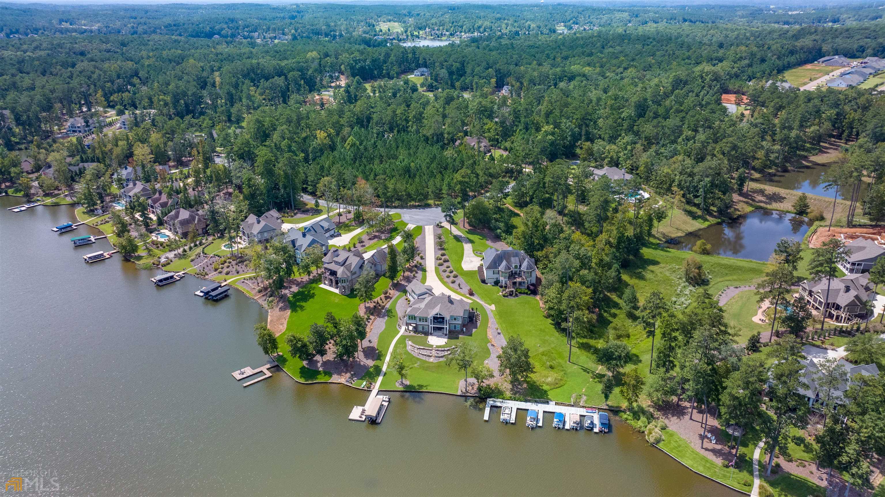 Harbor Club - Residential