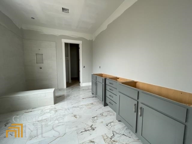 Harbor Club - Residential