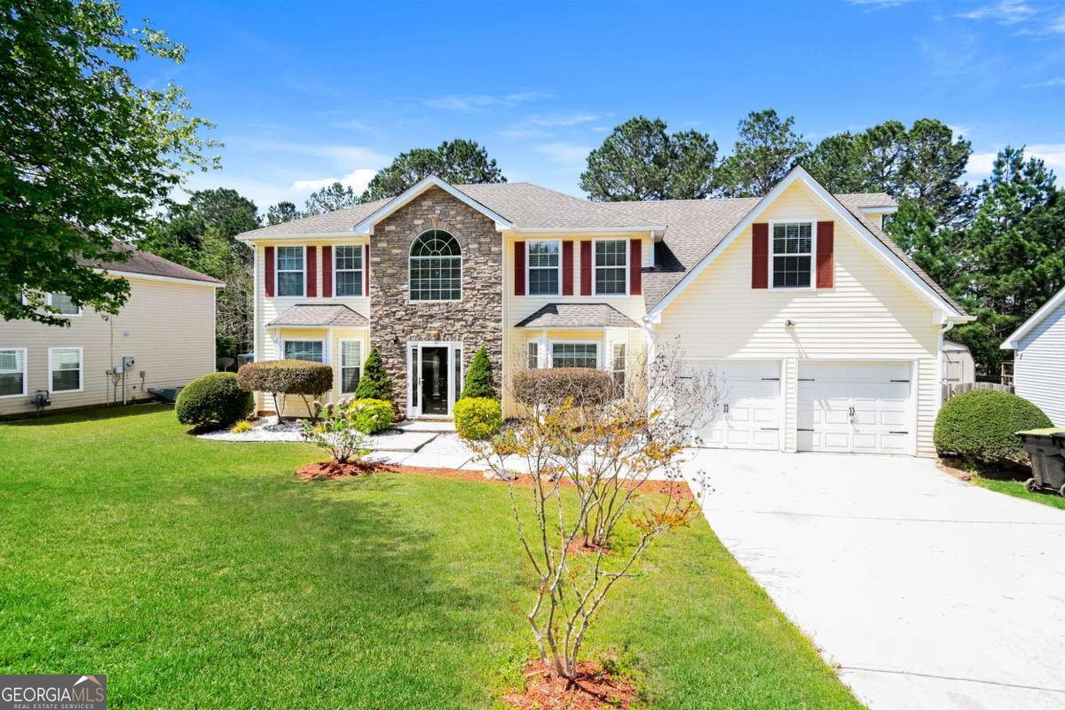 Discover this spacious 5-bedroom, 3-bathroom pet-friendly home boasting 2,996 square feet of living space. This home is perfect for those seeking ample room to grow and entertain. Don't miss this opportunity to make this expansive property your new home. Schedule a tour today!