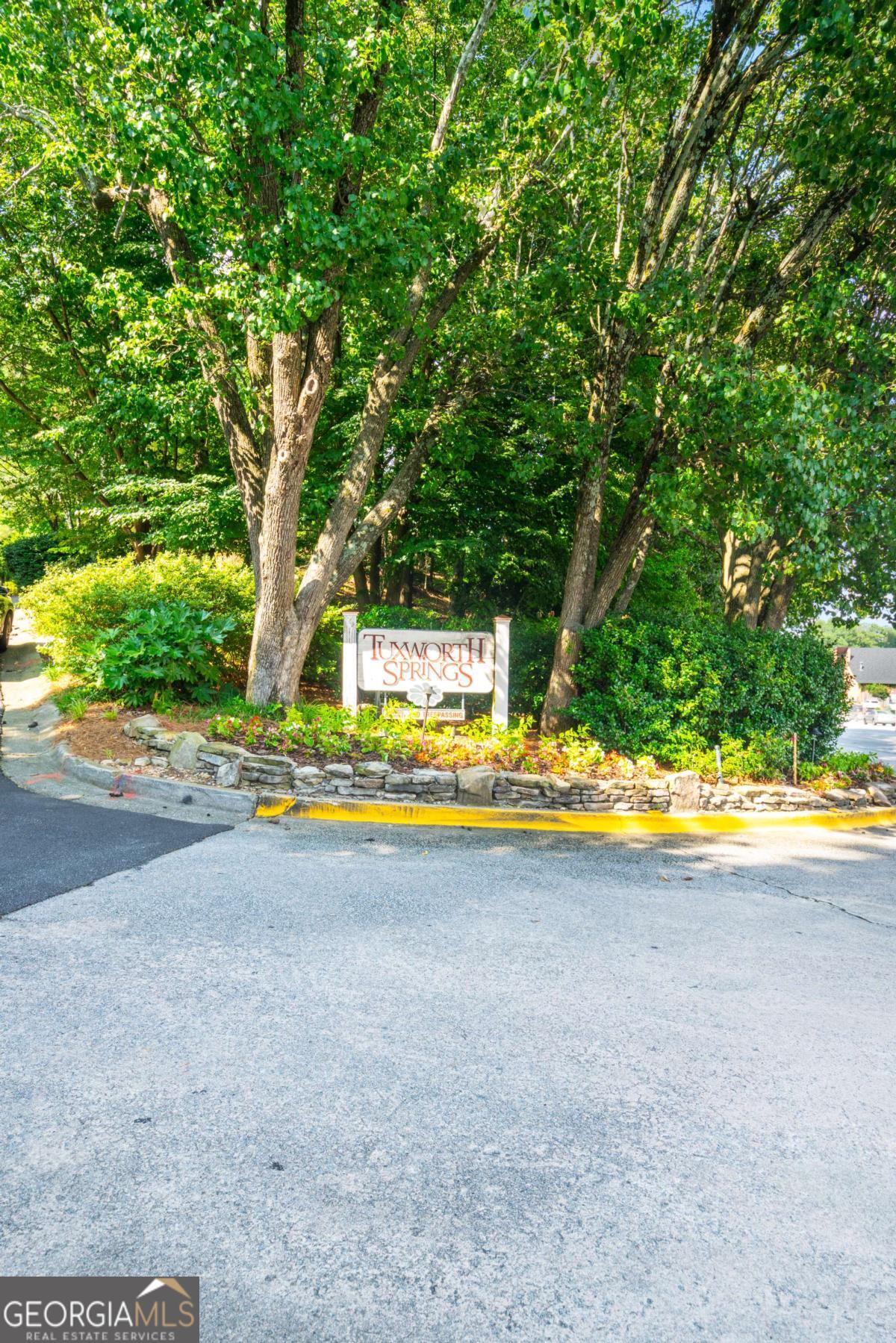 613 Tuxworth CIR
