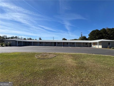 Photo of 2130 N Hwy 27, Carrollton, GA 30117 (MLS # 10673316)