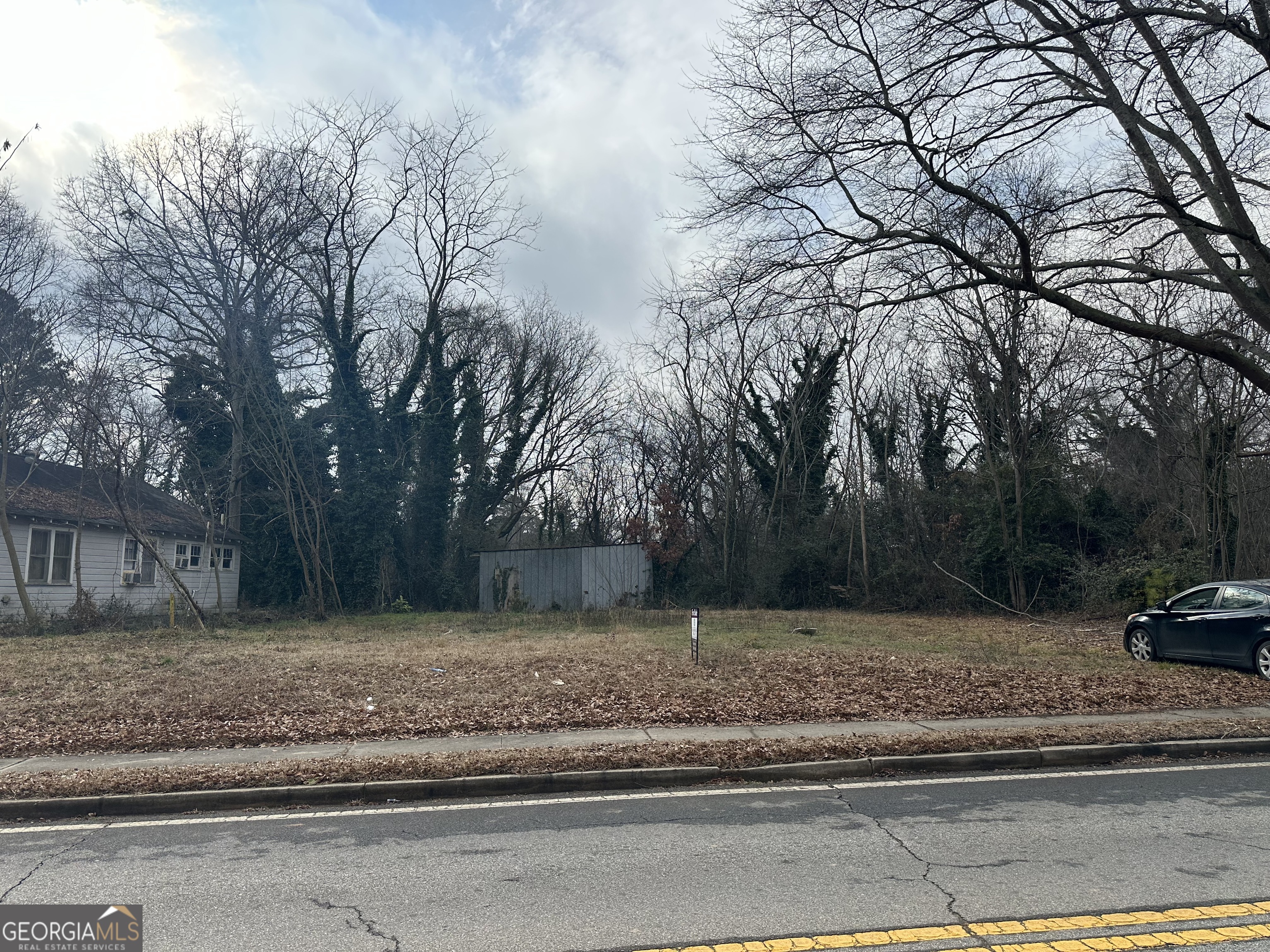 320 S POND 320 S Pond