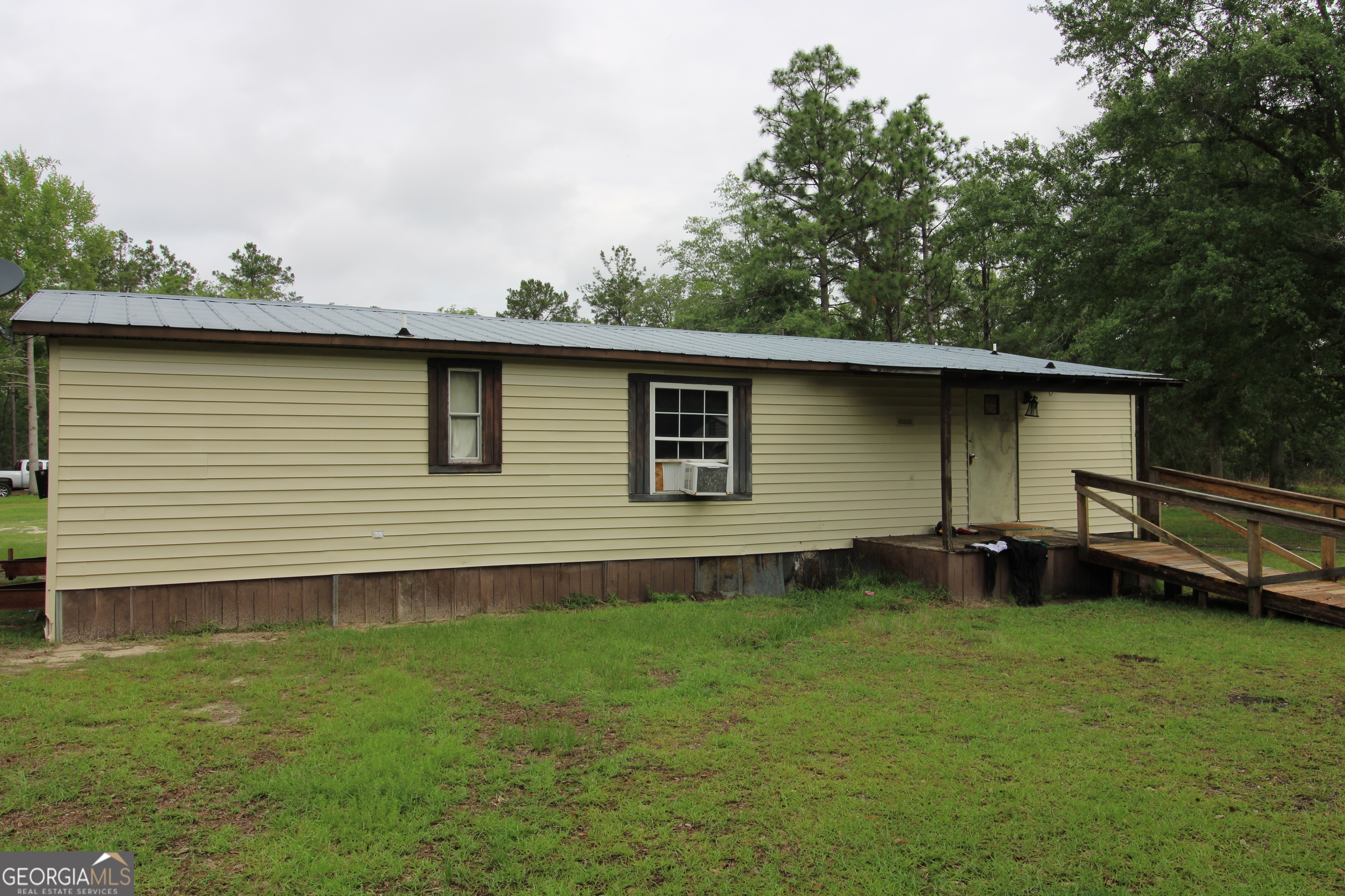 1281 Old Kenfield RD