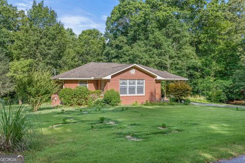 A home in Demorest