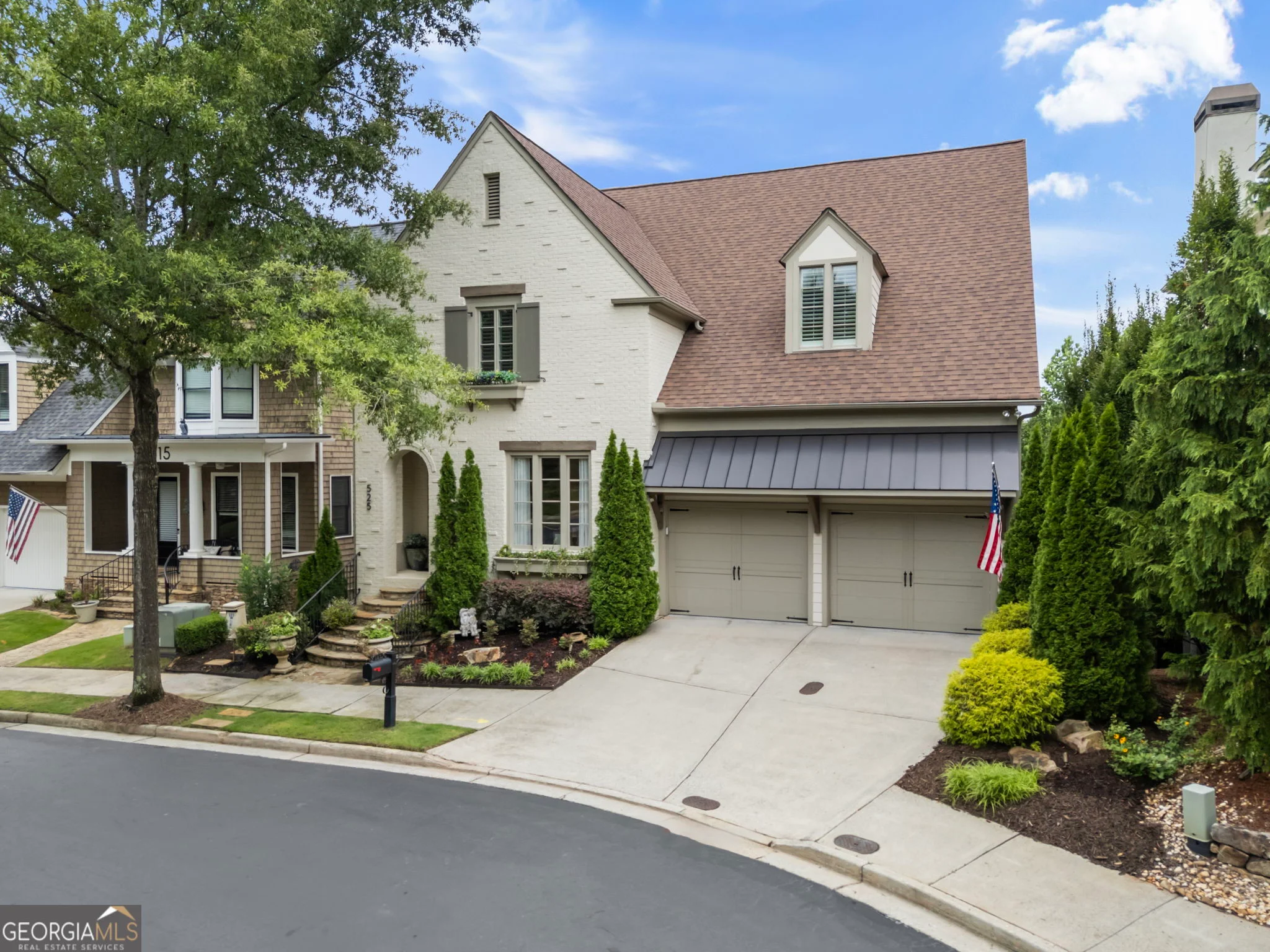 525 Willow Oak Way