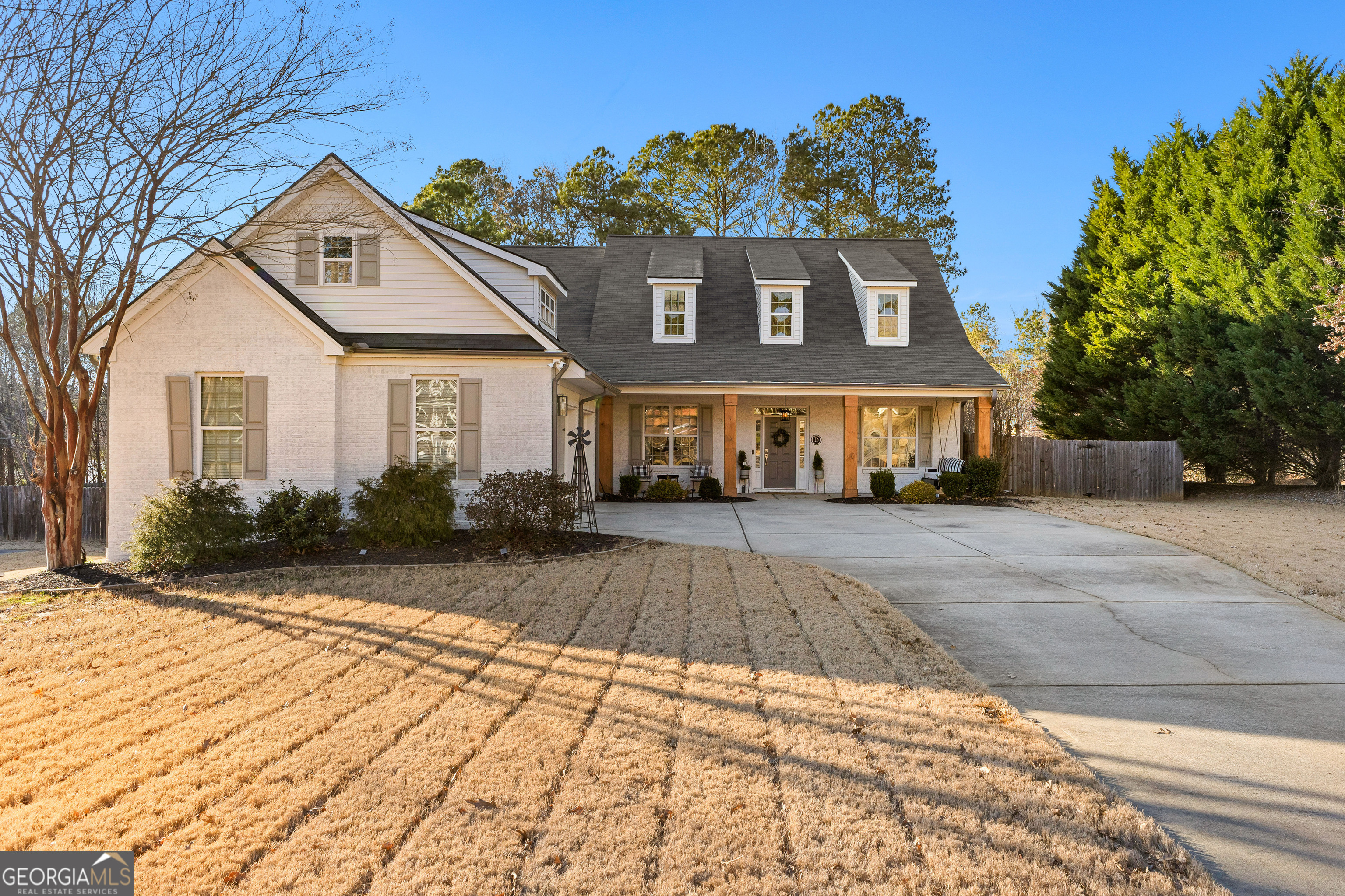 Senoia, Georgia 30276, United States, 4 Bedrooms Bedrooms, ,4 BathroomsBathrooms,Residential,Pending,84488