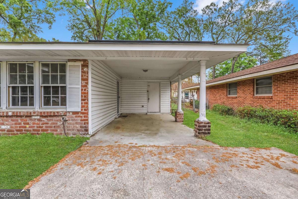 164 Azalea AVE