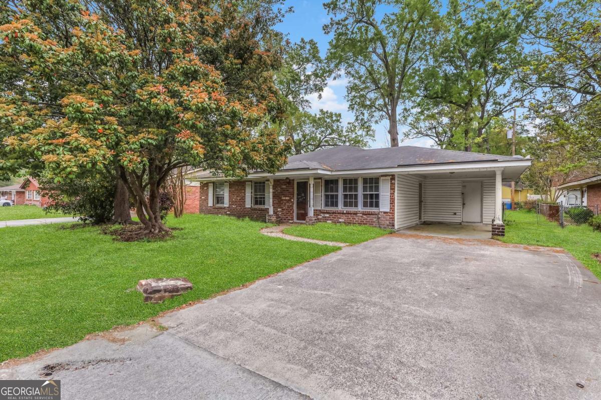 164 Azalea AVE