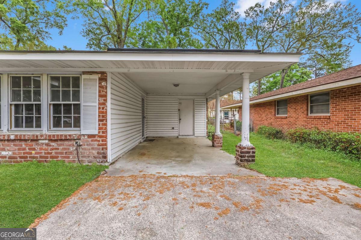 164 Azalea AVE