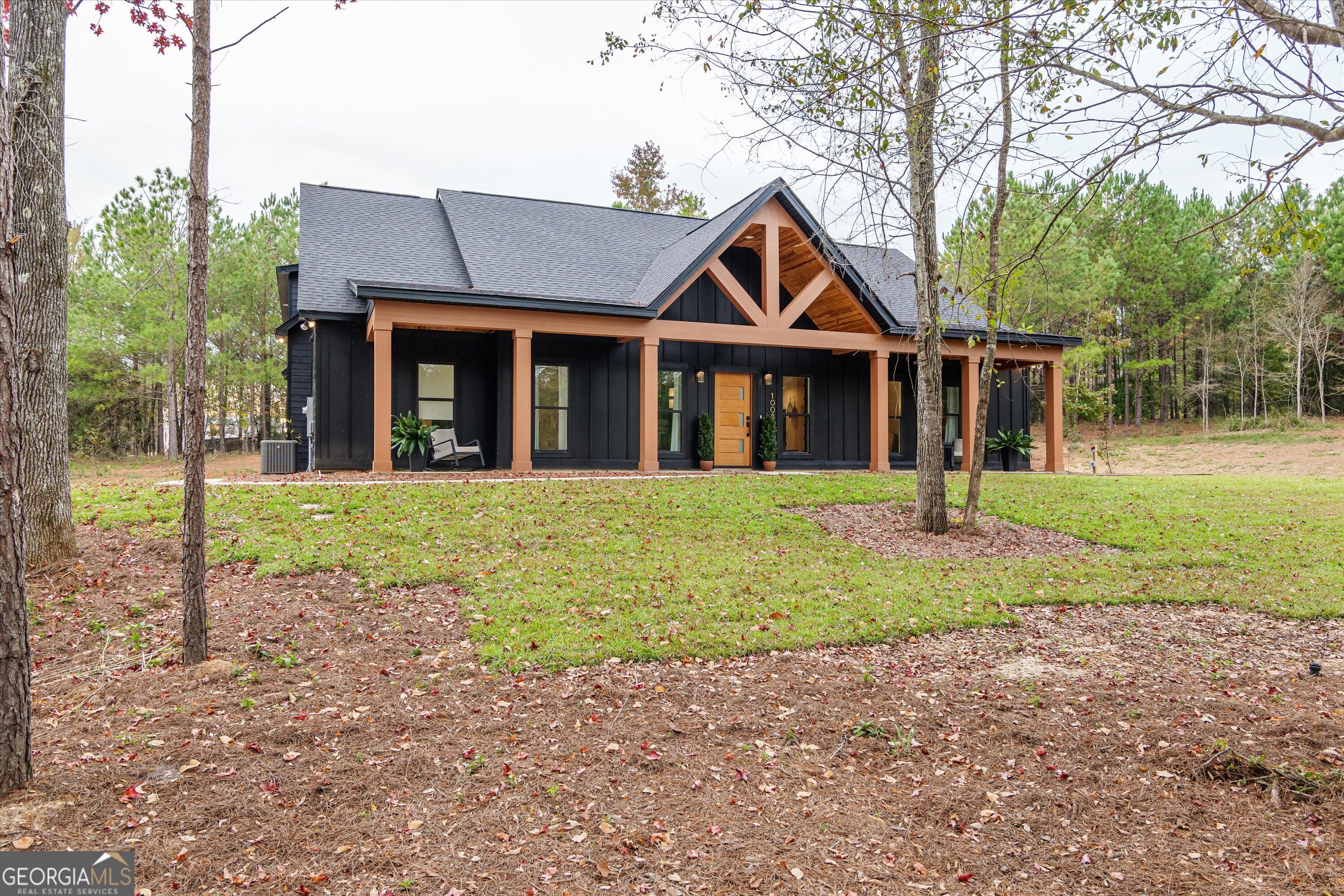 1008 Folly run DR