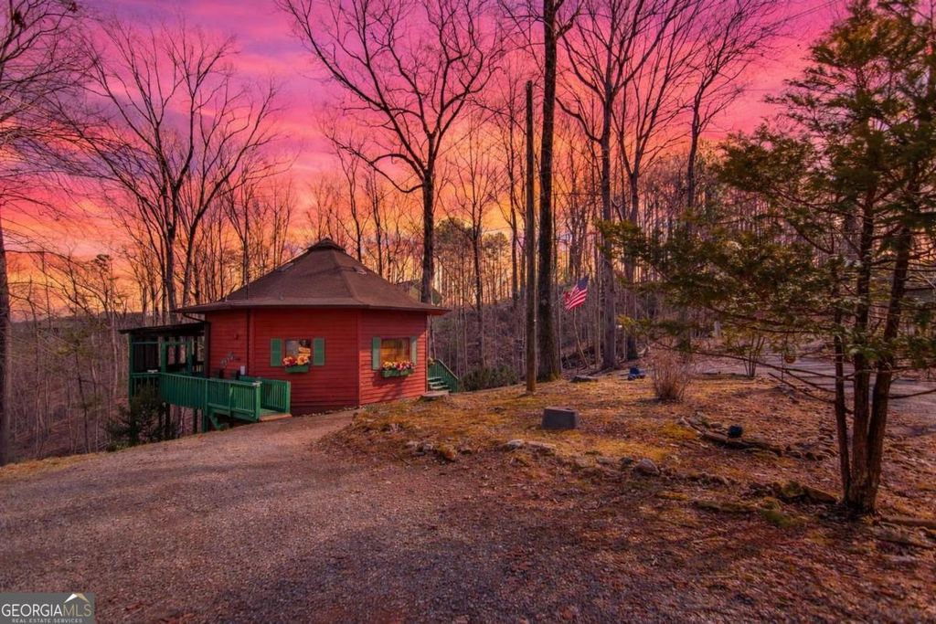 Photo of 102 Mizzen Court, Ellijay, GA 30540 (MLS # 10698287)