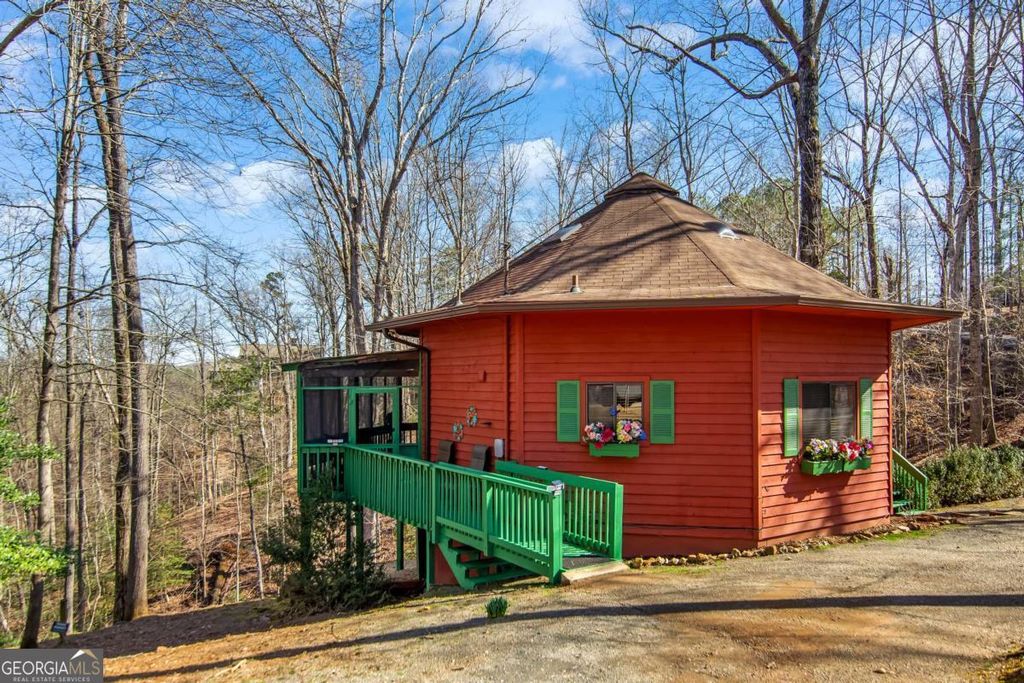 Photo of 102 Mizzen Court, Ellijay, GA 30540 (MLS # 10698287)