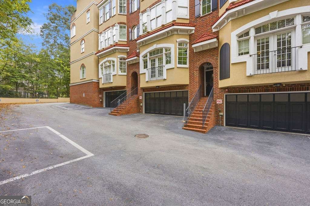 Photo of 774 Clifton Heights Lane NE, Atlanta, GA 30329 (MLS # 10868754)