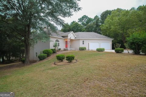 A home in Warner Robins