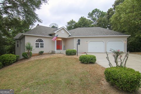 A home in Warner Robins