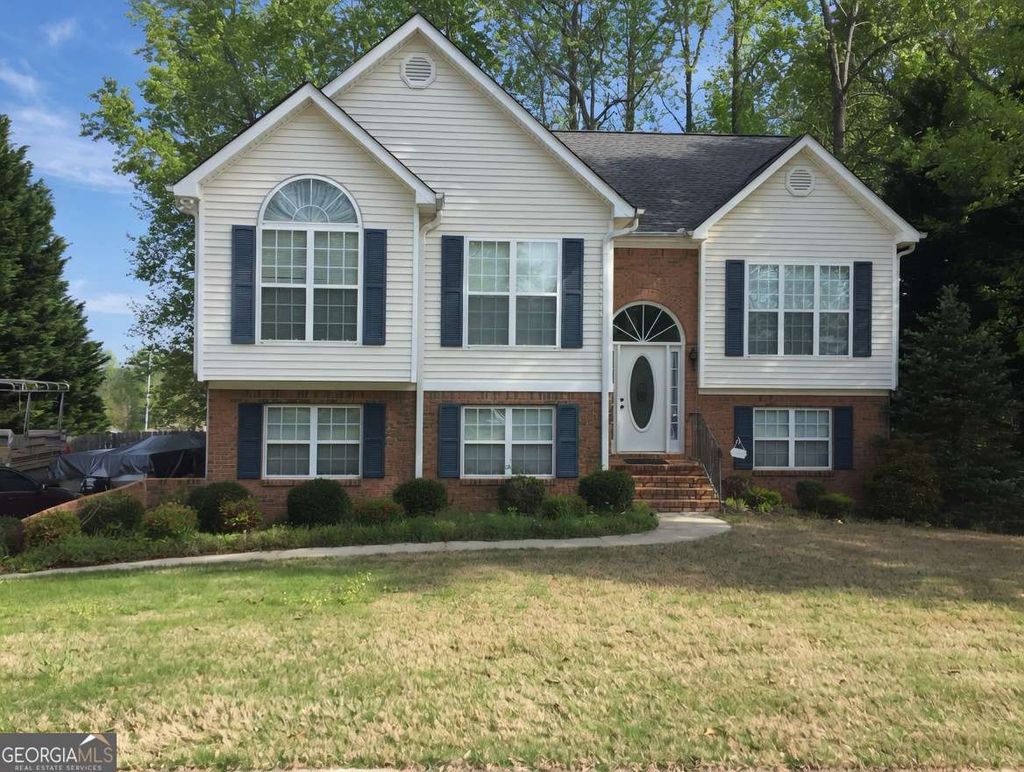Photo of 180 Pecan Ridge Drive, Fayetteville, GA 30215 (MLS # 10742134)