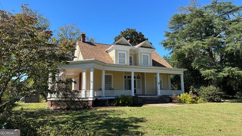 A home in Reynolds