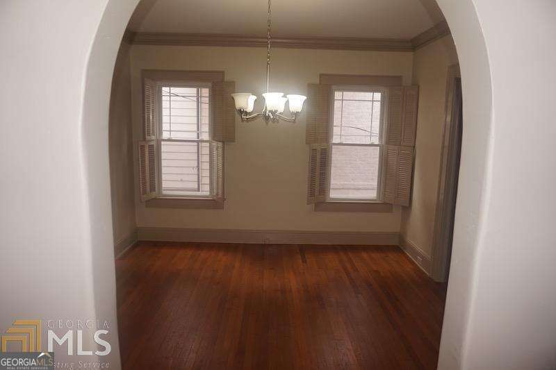 825 North AVE NE