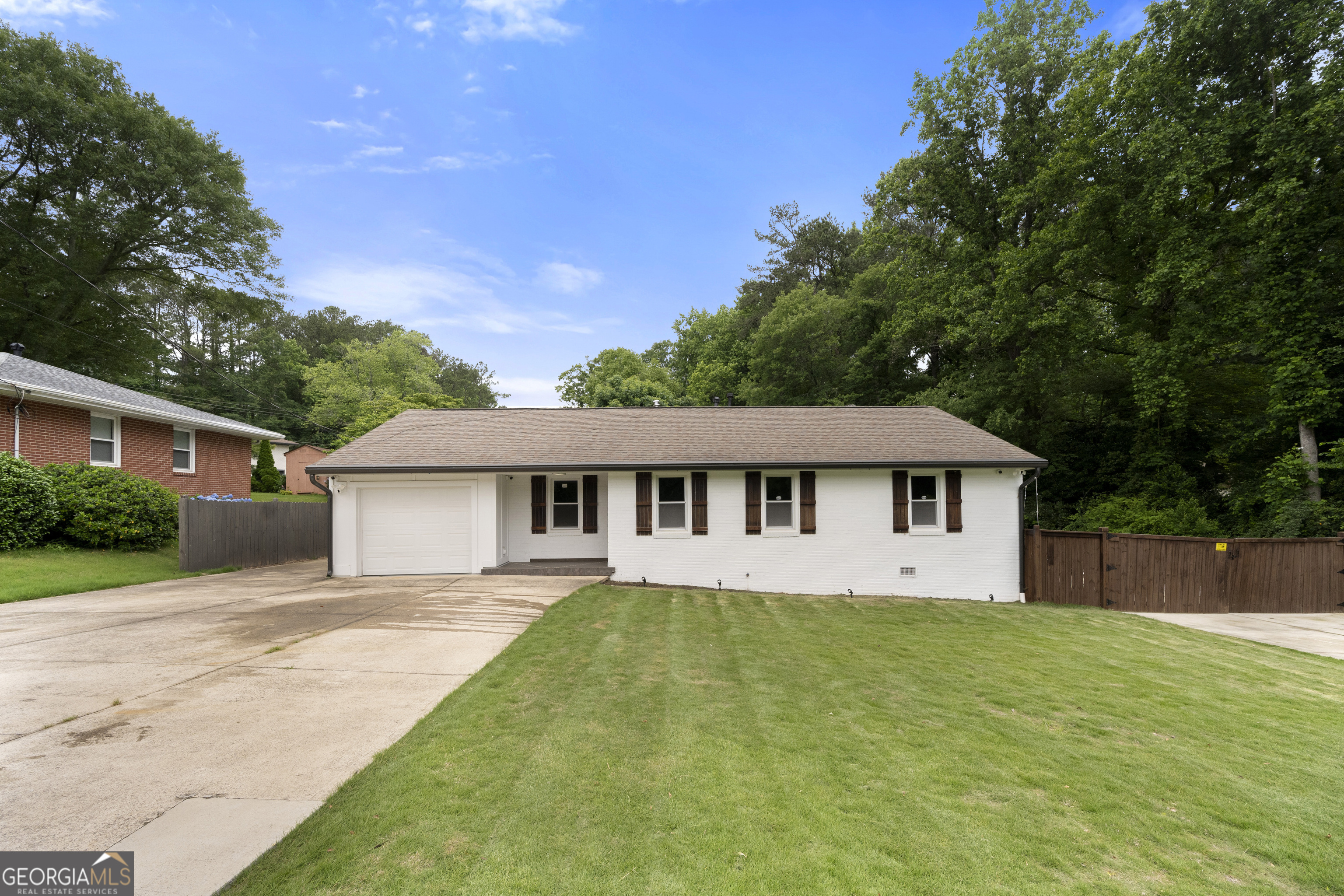 2021 Sherwood DR SE