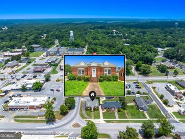 529 E Howell ST Hartwell GA 30643