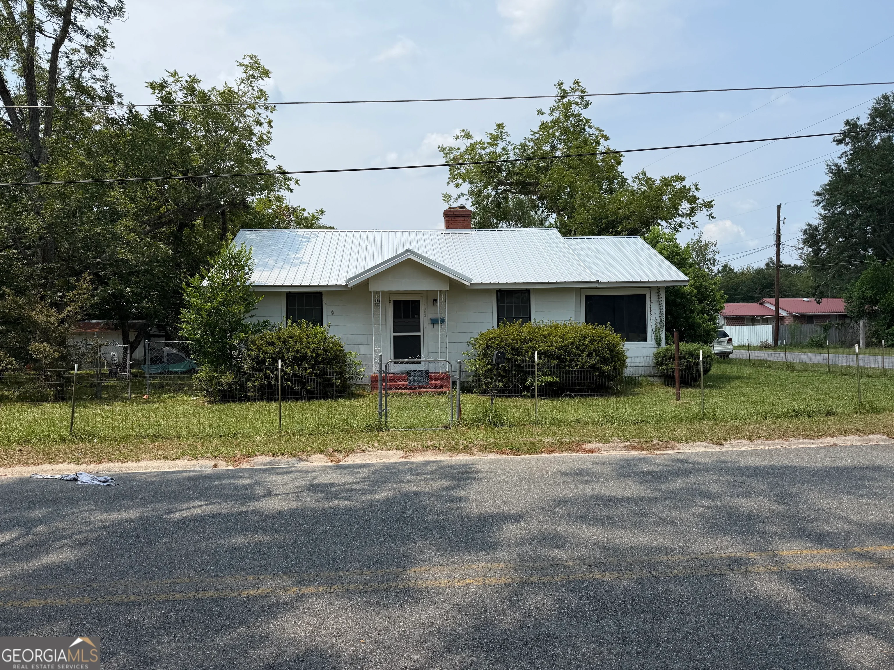 1302 Elizabeth Street