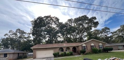 A home in Warner Robins