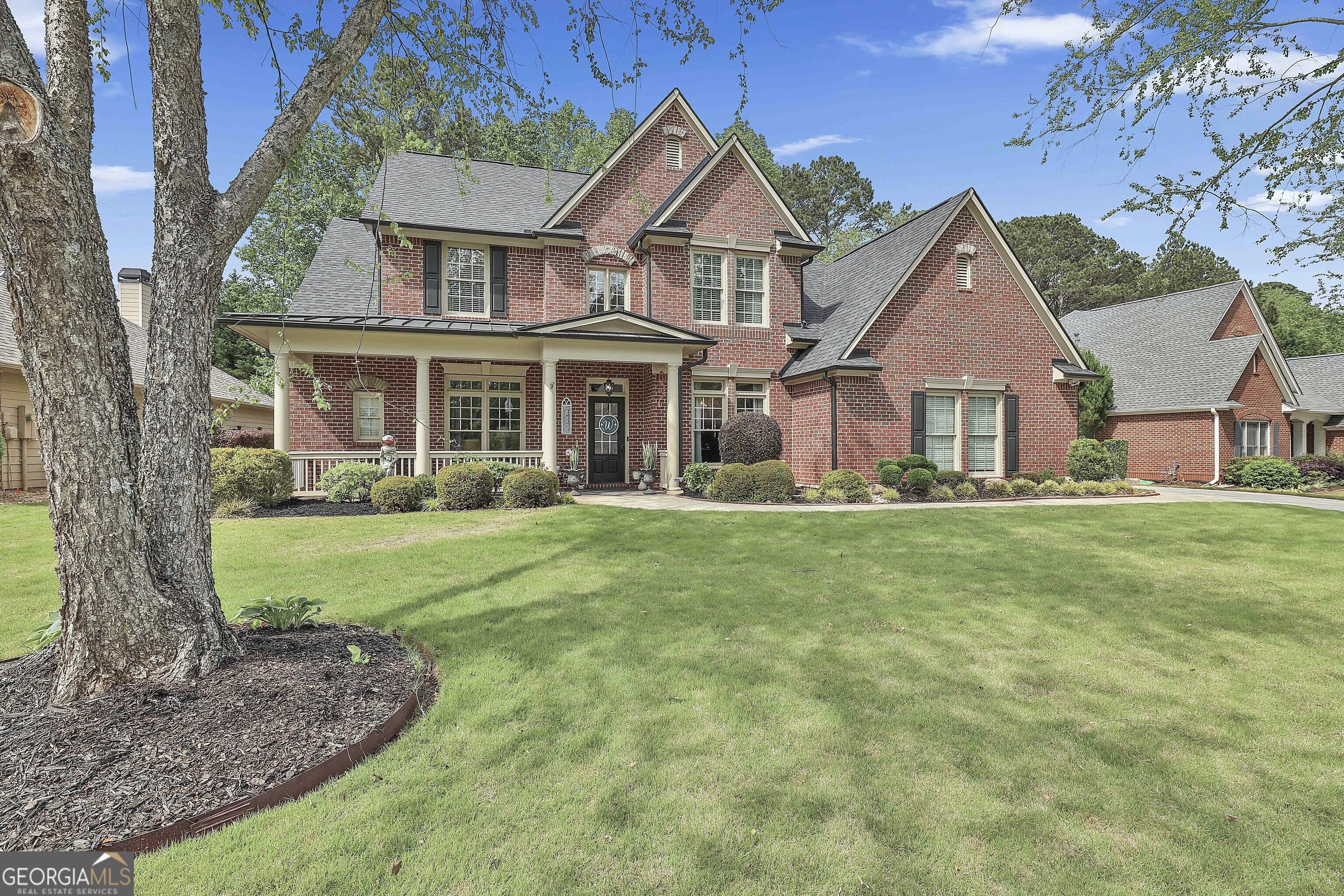 186 Lake Forest DR