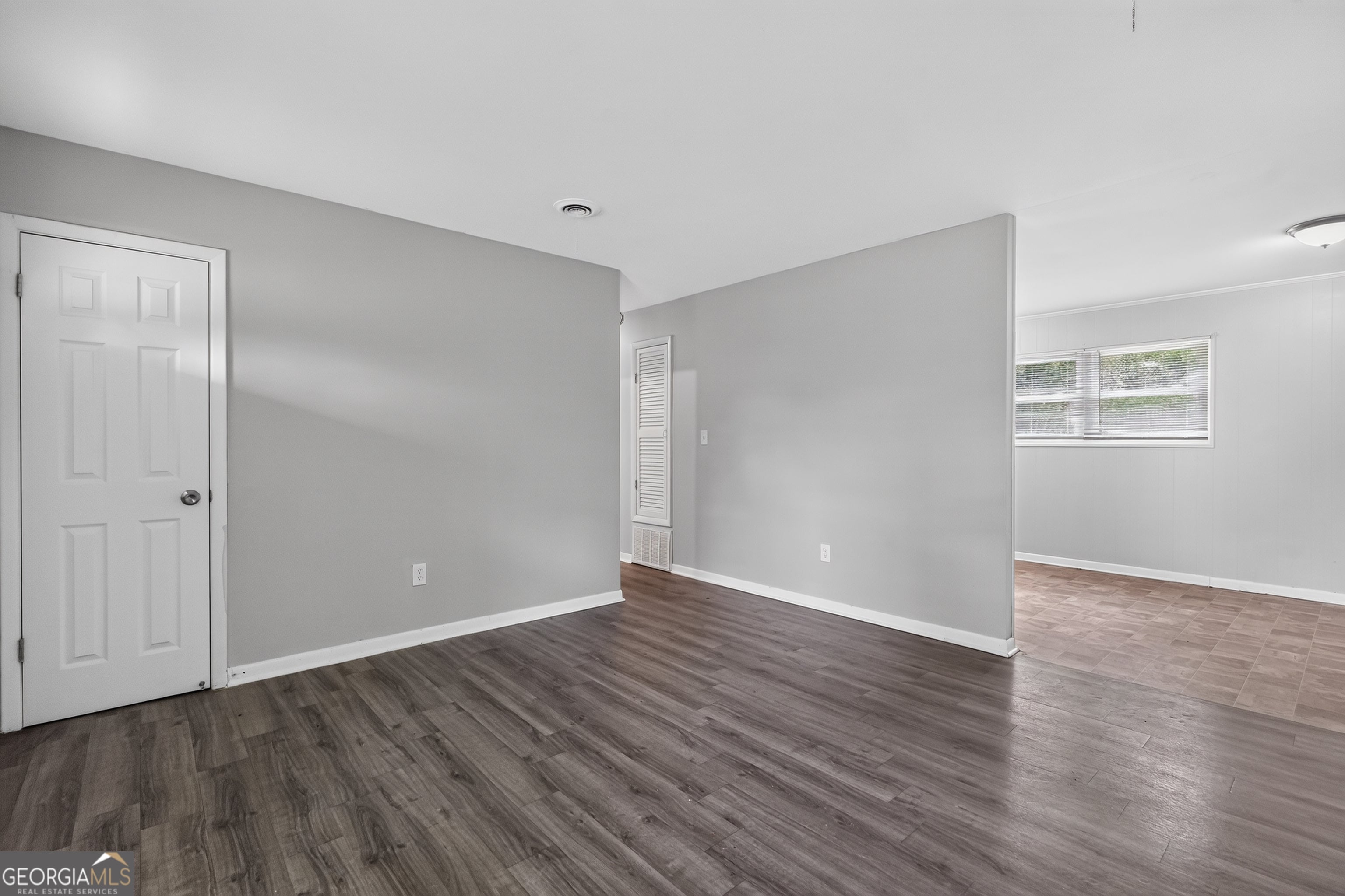 2604 Massoit CT