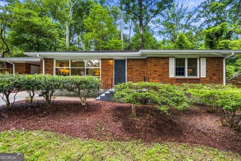 Photo of 1571 Fama Drive NE, Atlanta, GA 30329 (MLS # 10821346)