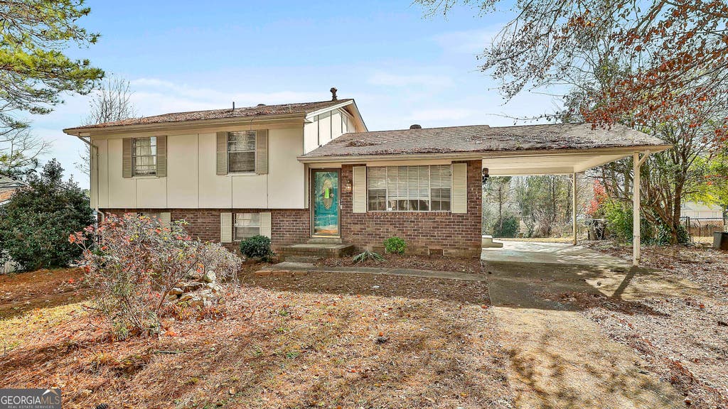 Photo of 538 Wexwood Drive, Riverdale, GA 30274 (MLS # 10763622)
