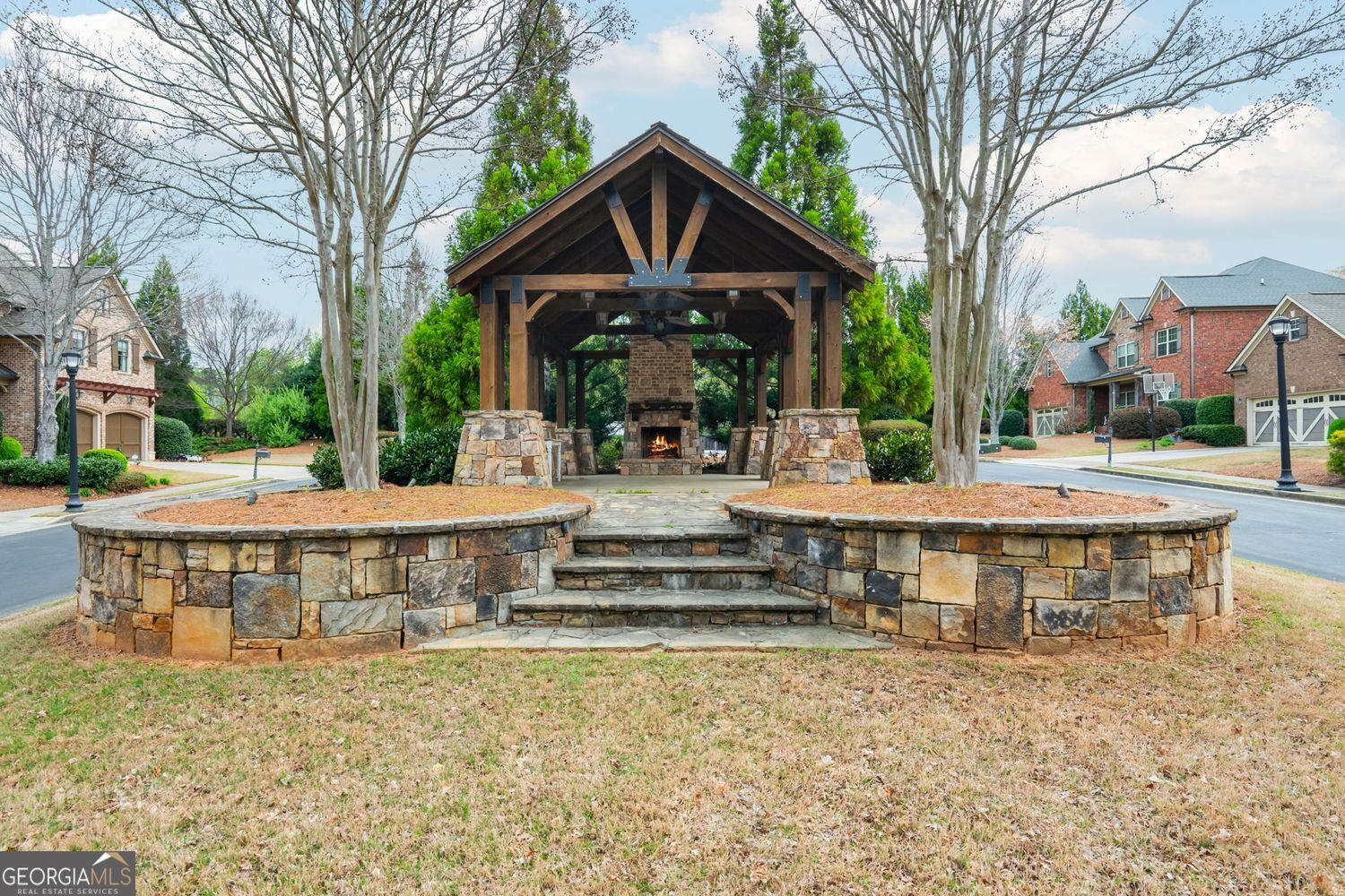 3140 Stonecrest DR SE