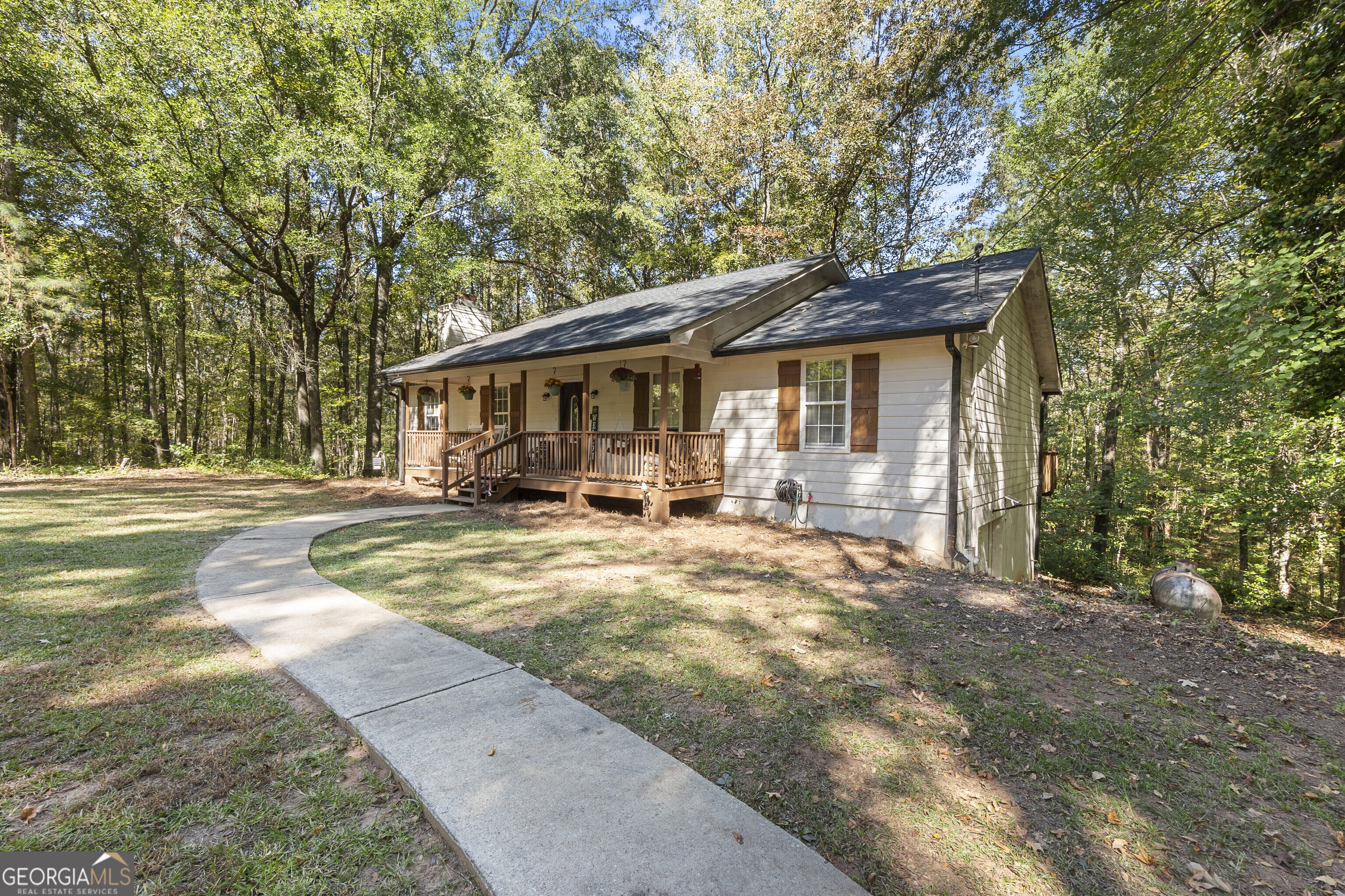1412 Johnson RD