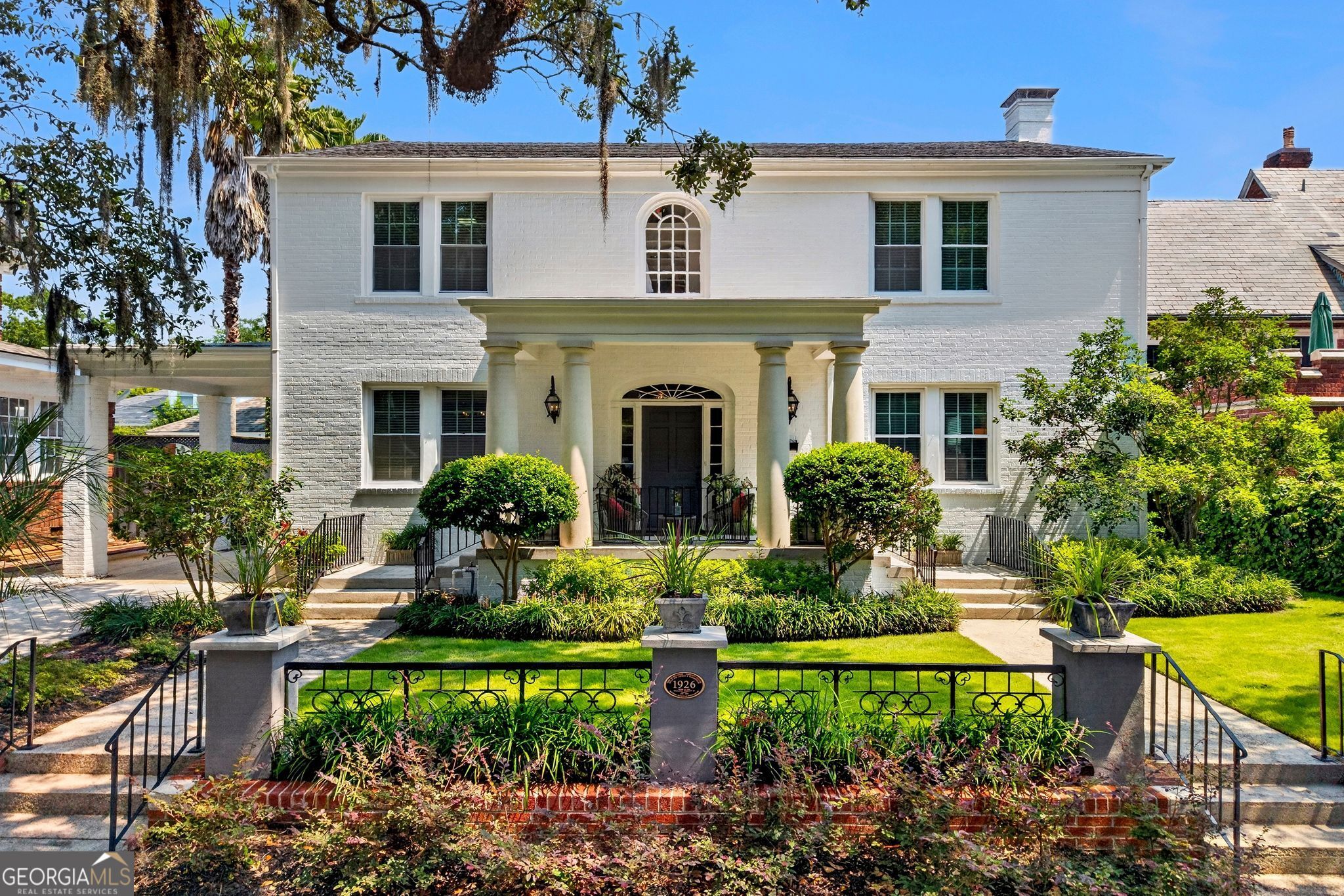 38 Washington AVE