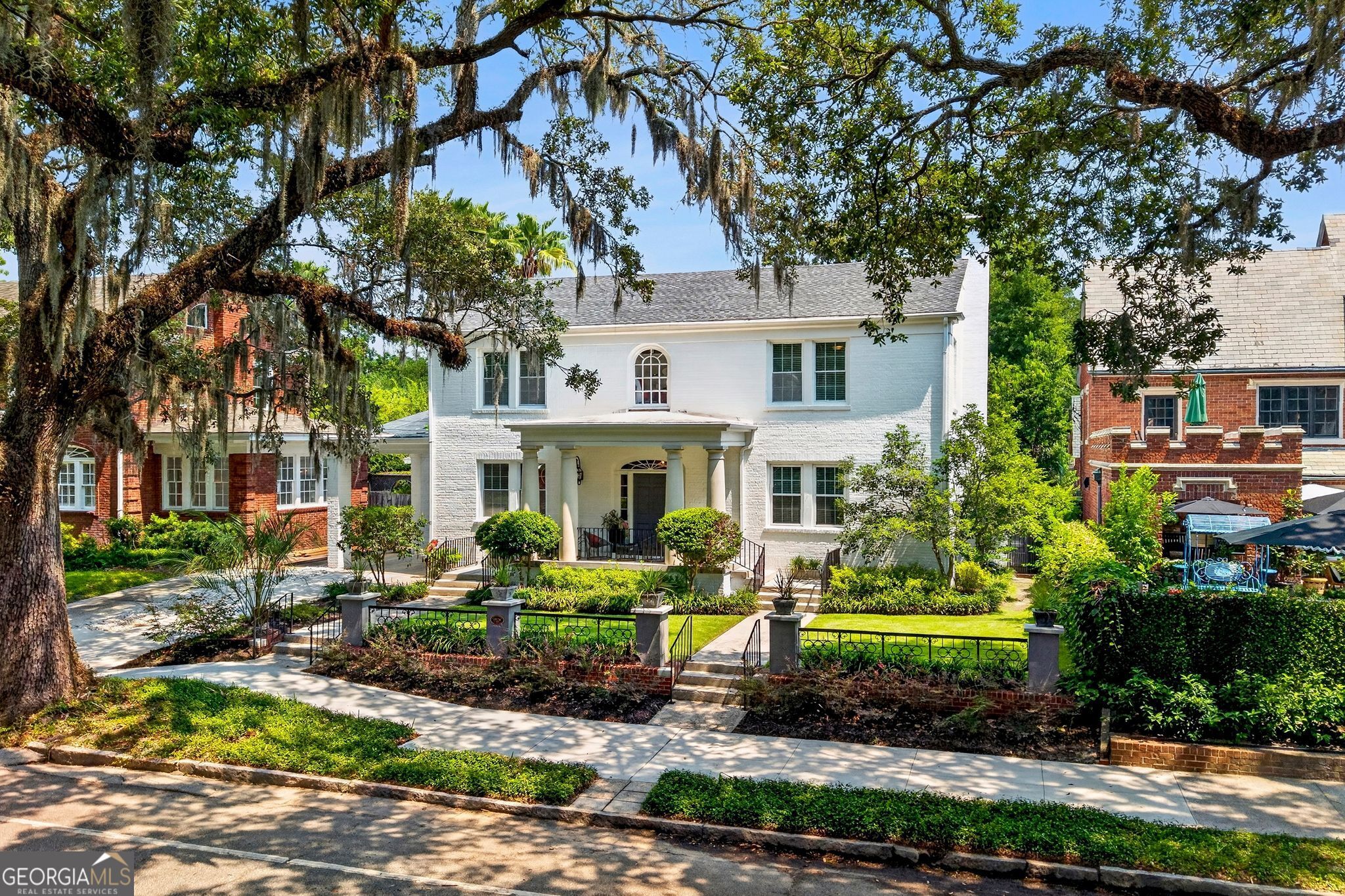 38 Washington AVE
