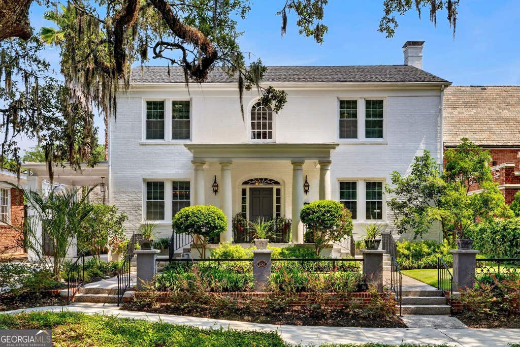Photo of 38 Washington Avenue, Savannah, GA 31405 (MLS # 10820696)