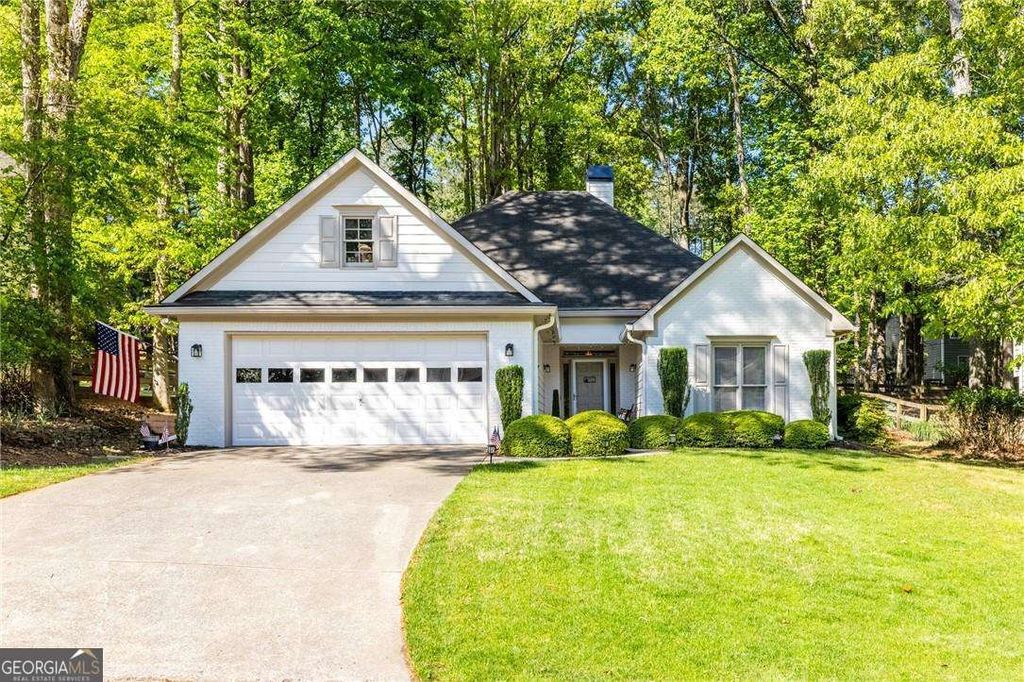 Photo of 4111 Huntcliff Drive, Woodstock, GA 30189 (MLS # 10736359)