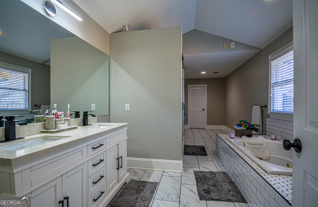 Cheatham Hill Park - Residential