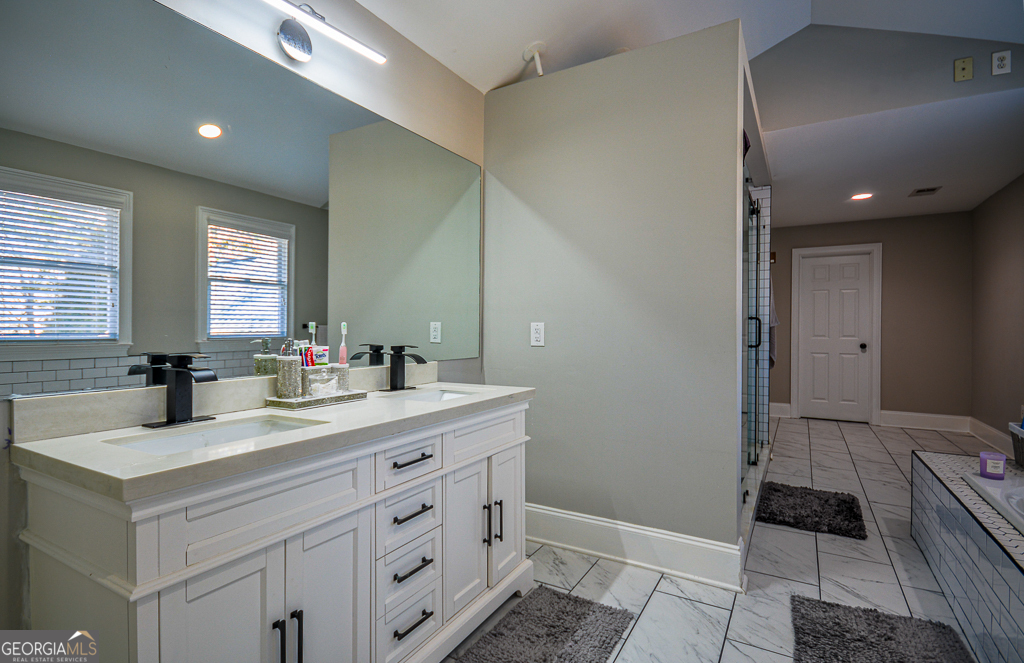 Cheatham Hill Park - Residential