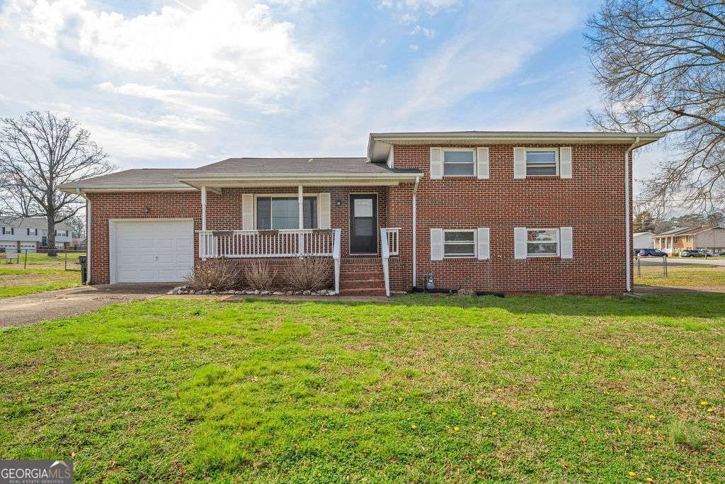Photo of 31 Jackson Way, Fort Oglethorpe, GA 30742 (MLS # 10710548)
