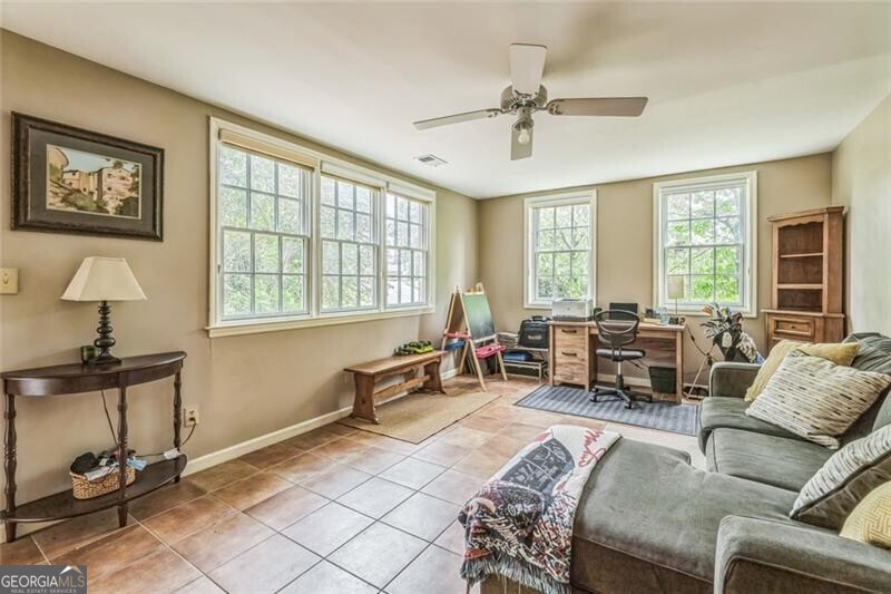 Atlanta, Georgia 30328, United States, 4 Bedrooms Bedrooms, ,5 BathroomsBathrooms,Residential,Active,121609