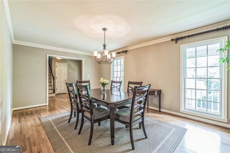 Atlanta, Georgia 30328, United States, 4 Bedrooms Bedrooms, ,5 BathroomsBathrooms,Residential,Active,121609