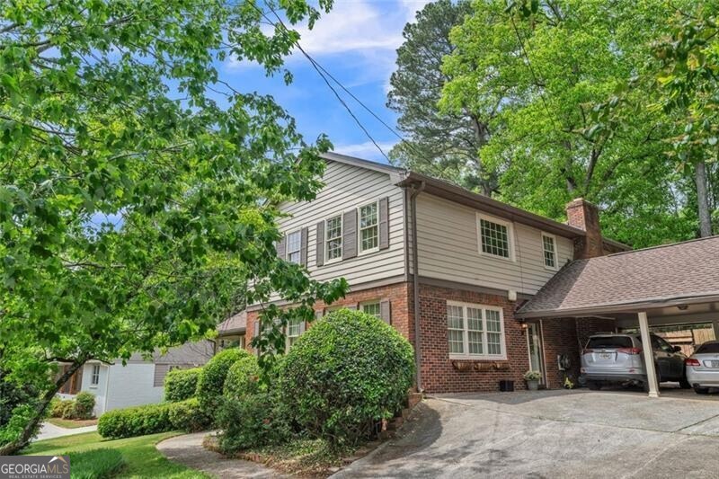 Atlanta, Georgia 30328, United States, 4 Bedrooms Bedrooms, ,5 BathroomsBathrooms,Residential,Active,121609