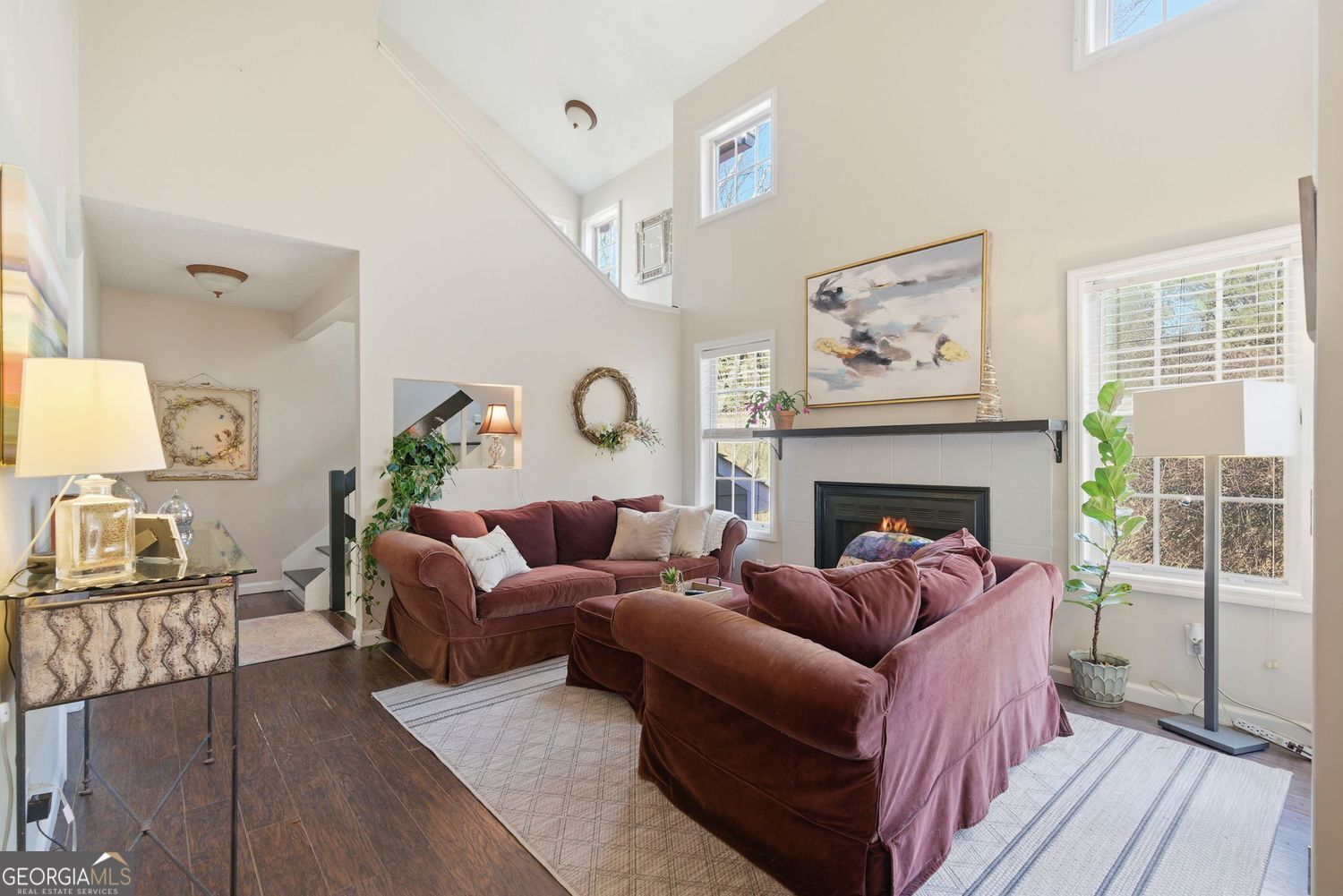 5642 River Heights XING SE