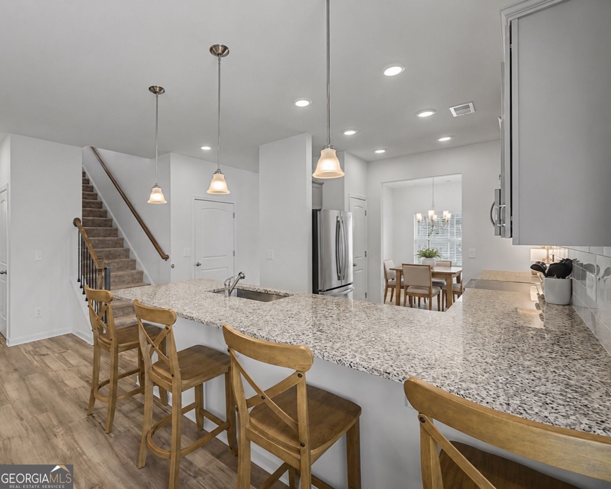 103 Sycamore LN